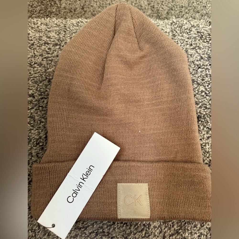 Calvin Kline women’s beanie